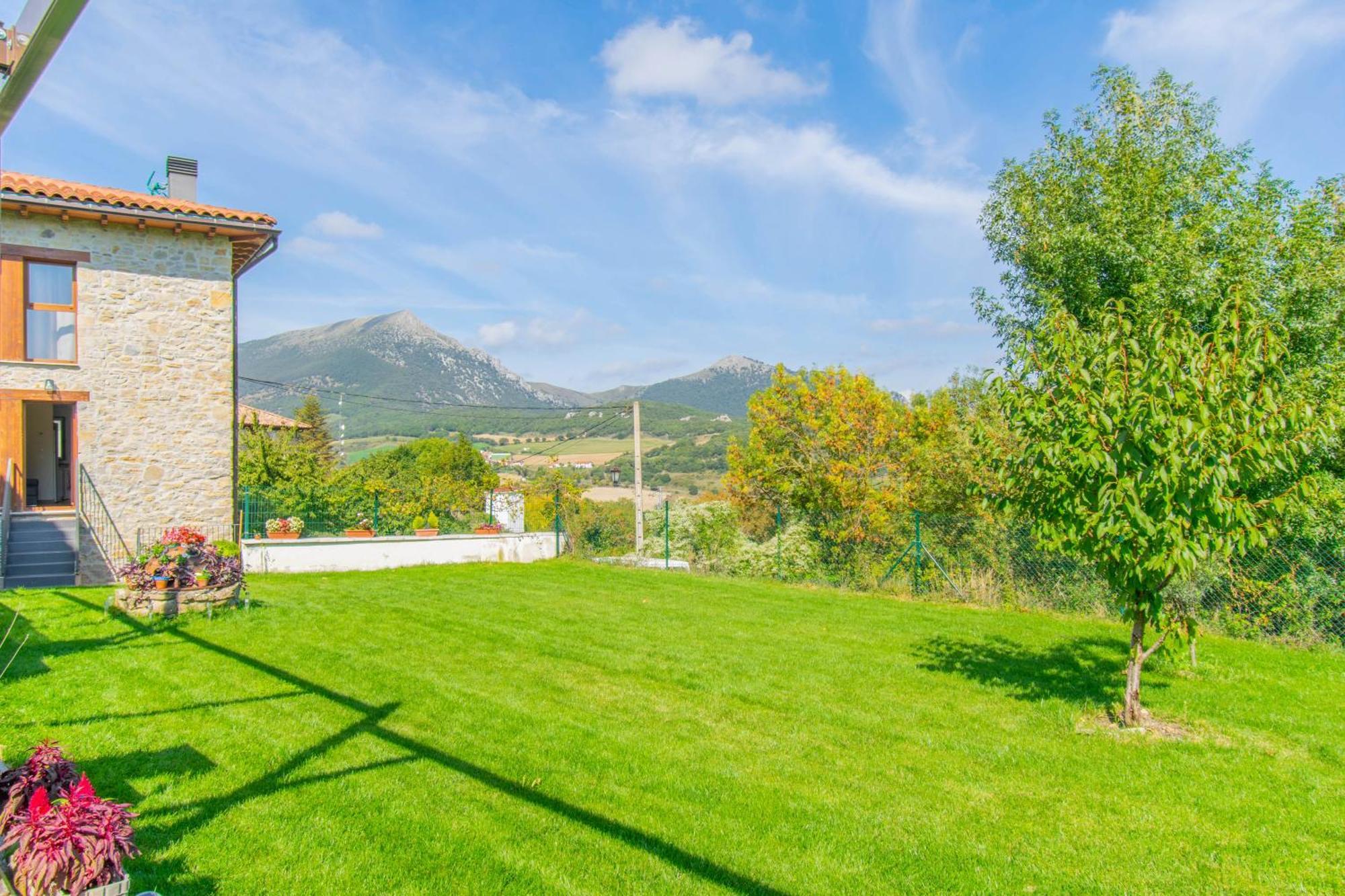 Acogedora Casa Rural Con Jardin Y Barbacoa Proxima A Pamplona Ilzarbe Eksteriør bilde